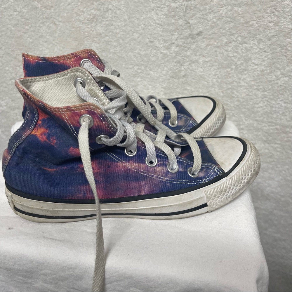 Converse All Star High Tops, size 5